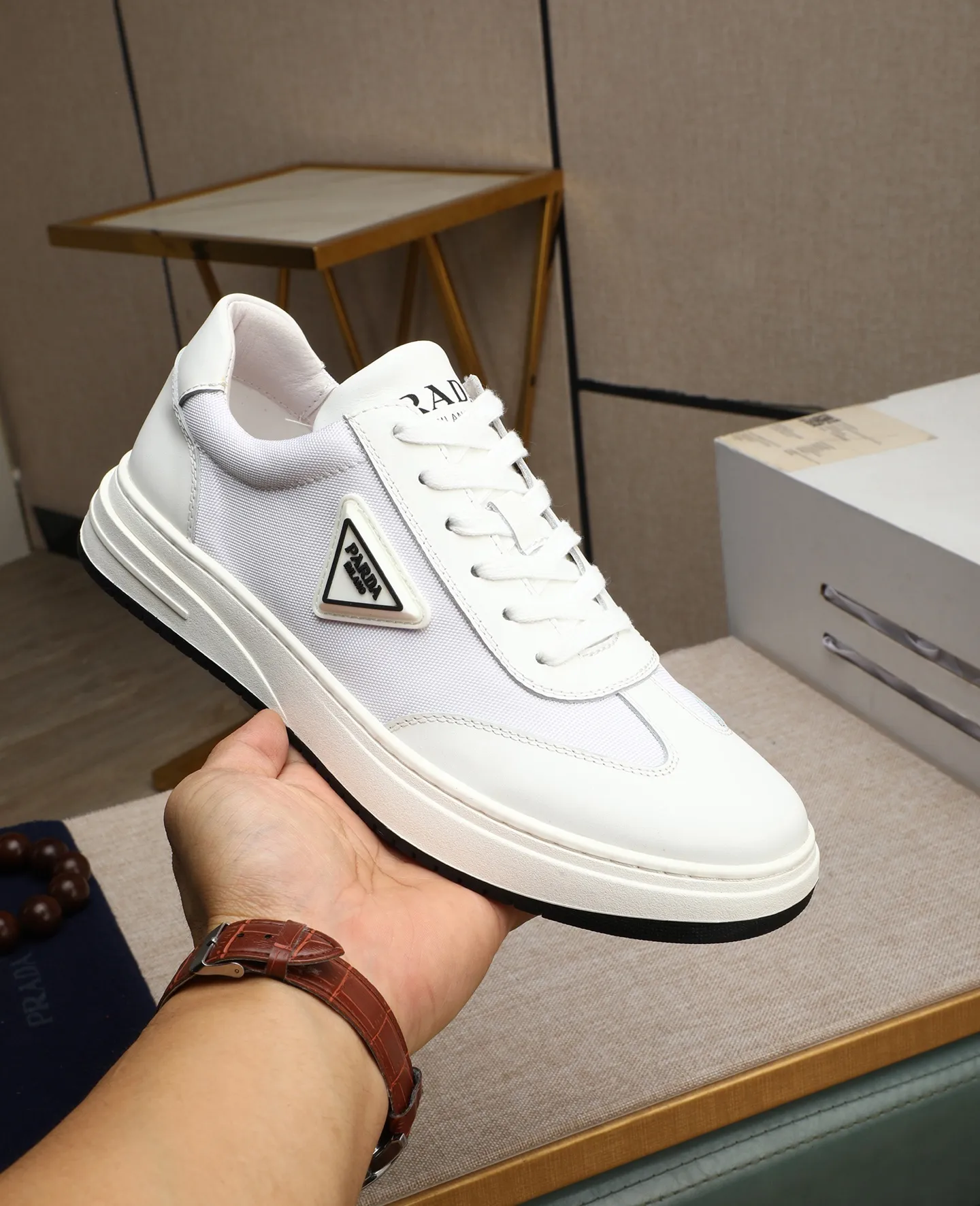 Men's men's shoes 💰420 🌹🌹[PRADA—Prada] latest model 🙈original replica! 👟👟👟Available here. The workmanship is top-notch. The upper is made of Italian 🇮🇹Imported calfskin. ❗️Breathable genuine leather lining @Suitable for travel. The original version has an enlarged engraved sole, making it suitable for all kinds of travels, showing low-key luxury. Let quality speak for itself. Color: Size: 38-44